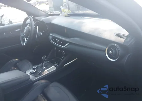 2019 Alfa Romeo Stelvio Ti Sport Awd из США, поврежденный, VIN ZASPAKBN4K7C40458